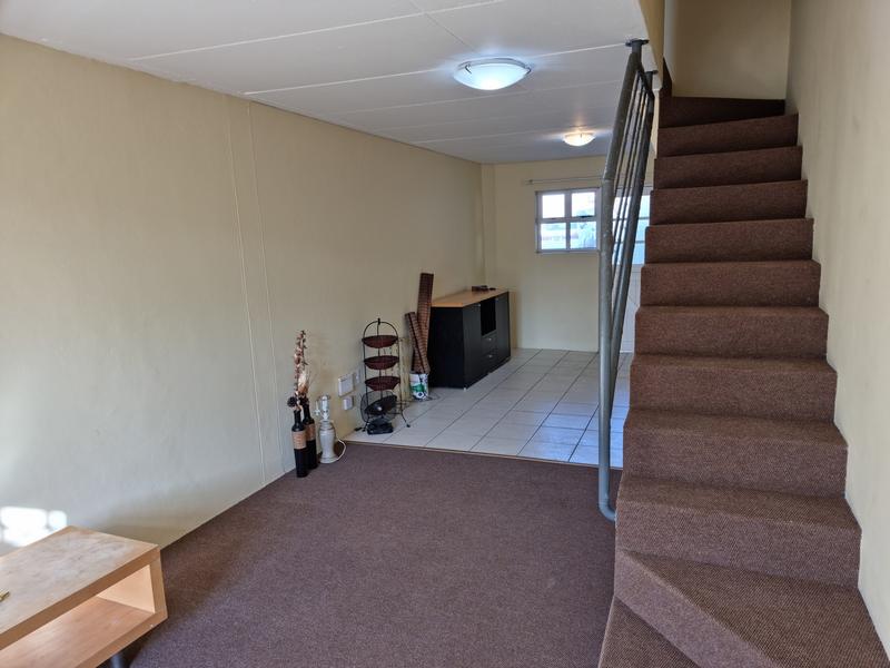 To Let 2 Bedroom Property for Rent in Observatory Western Cape